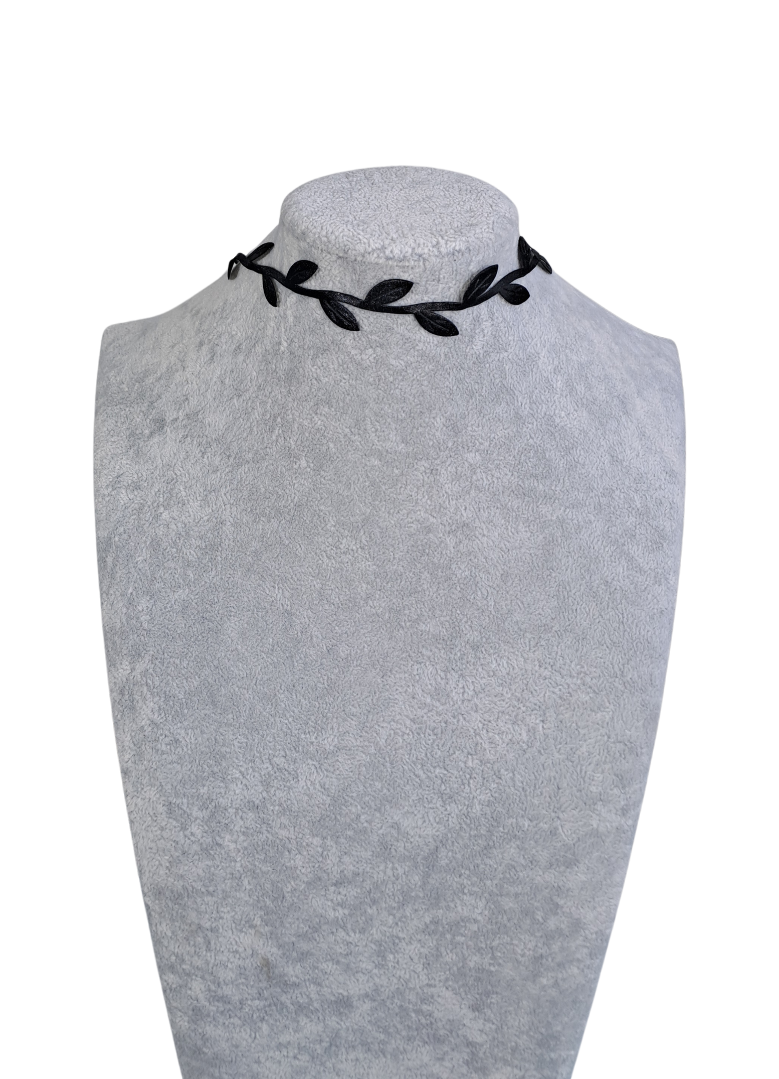 Black Leaves Choker