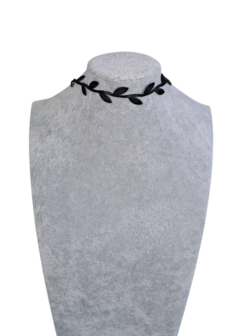 Black Leaves Choker