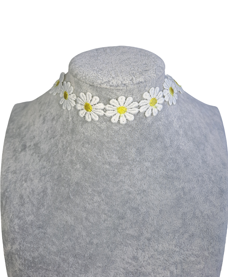 Daisy Choker