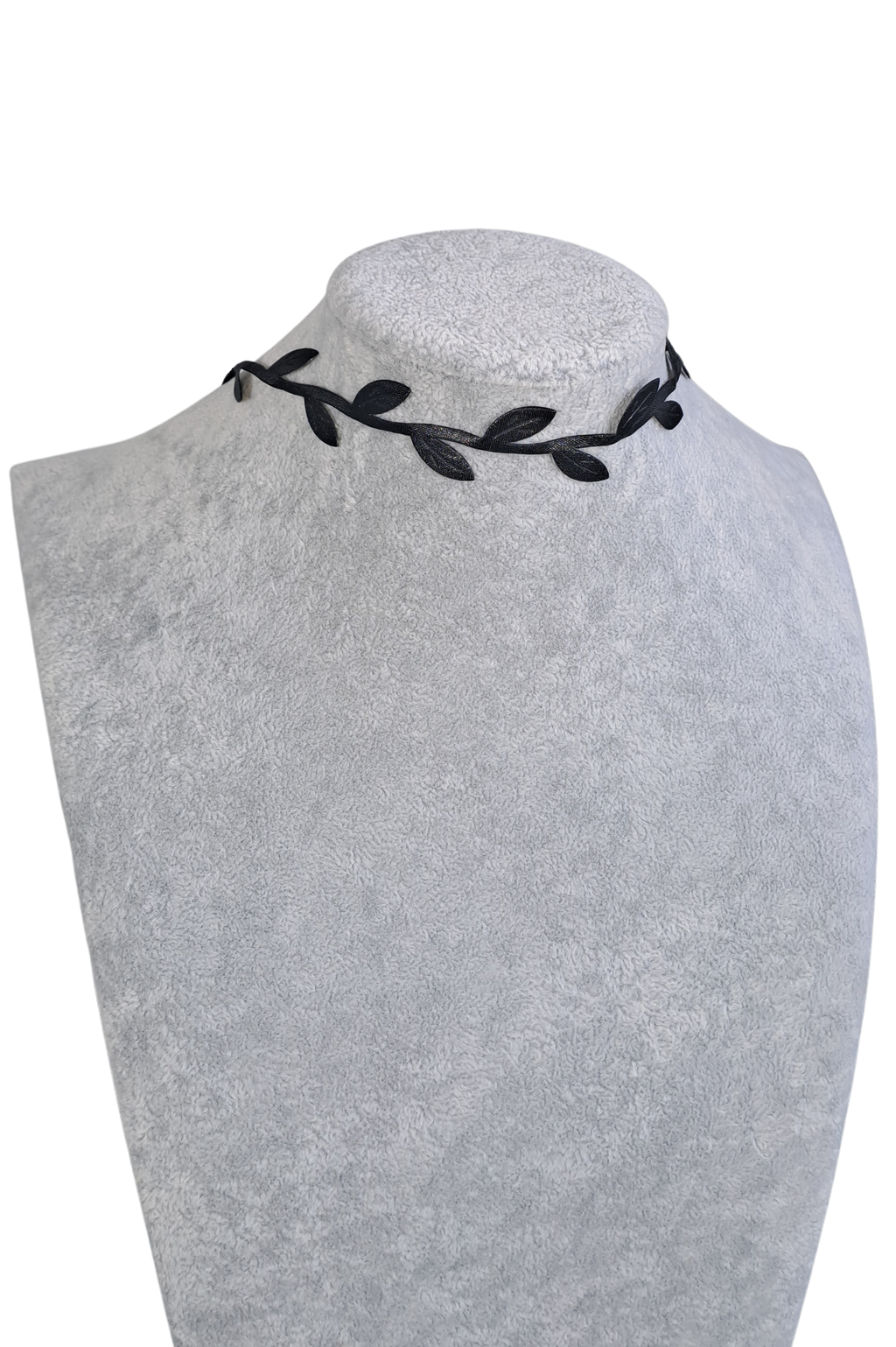 Black Leaves Choker